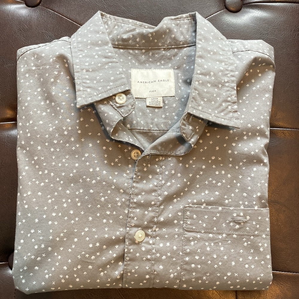 Men’s Short Sleeve Button Down